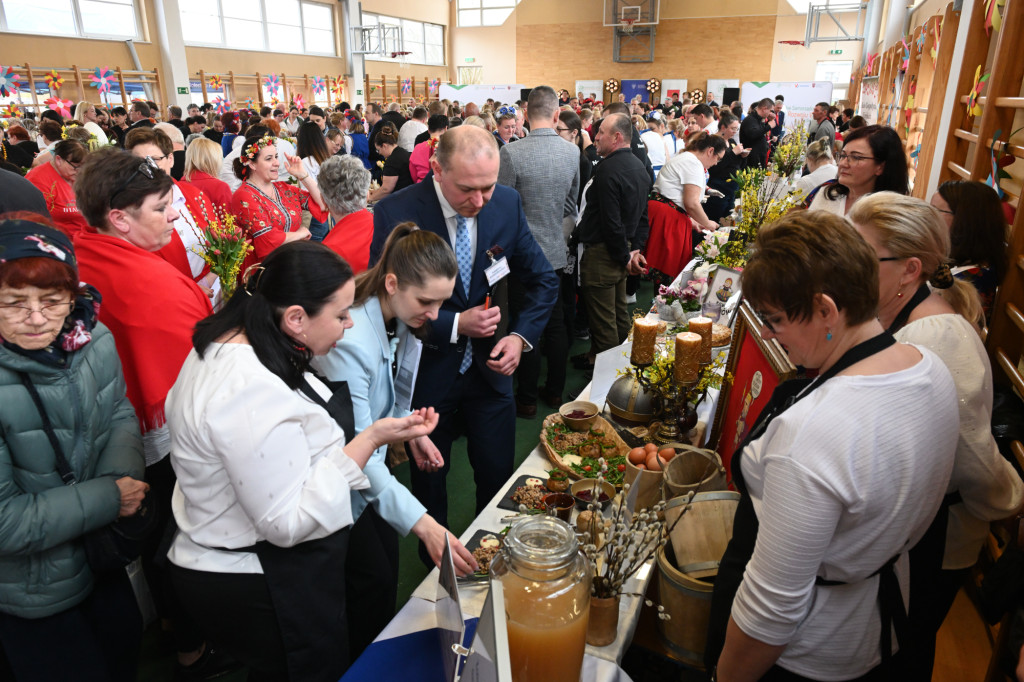 Chrzan stolicą najlepszych potraw chrzanowych i tarcia chrzanu