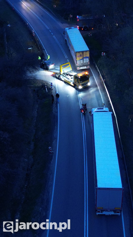 Zderzenie samochodu osobowego z ciężarowym w Witaszycach