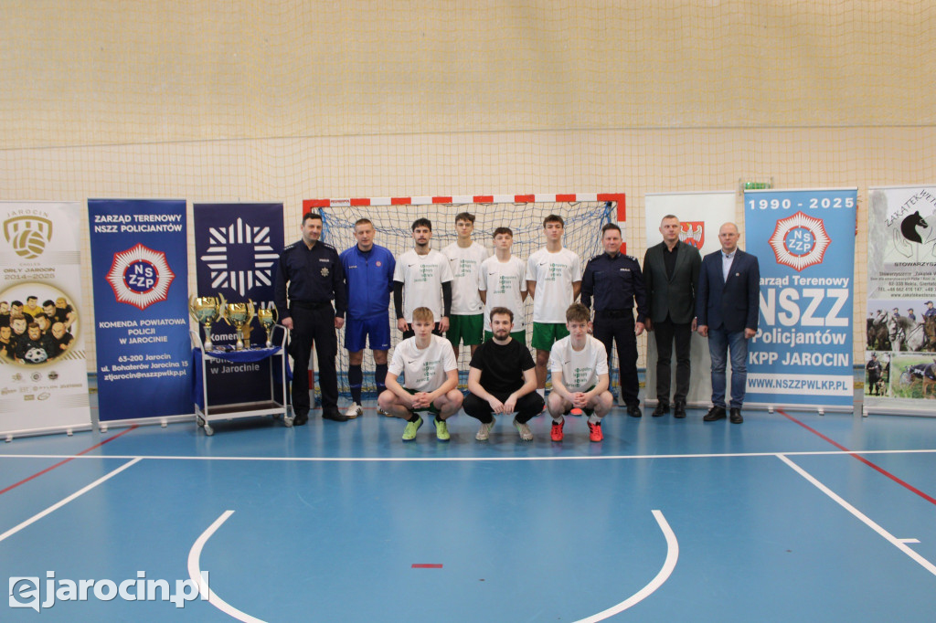 Turniej dla bohaterów na czterech łapach