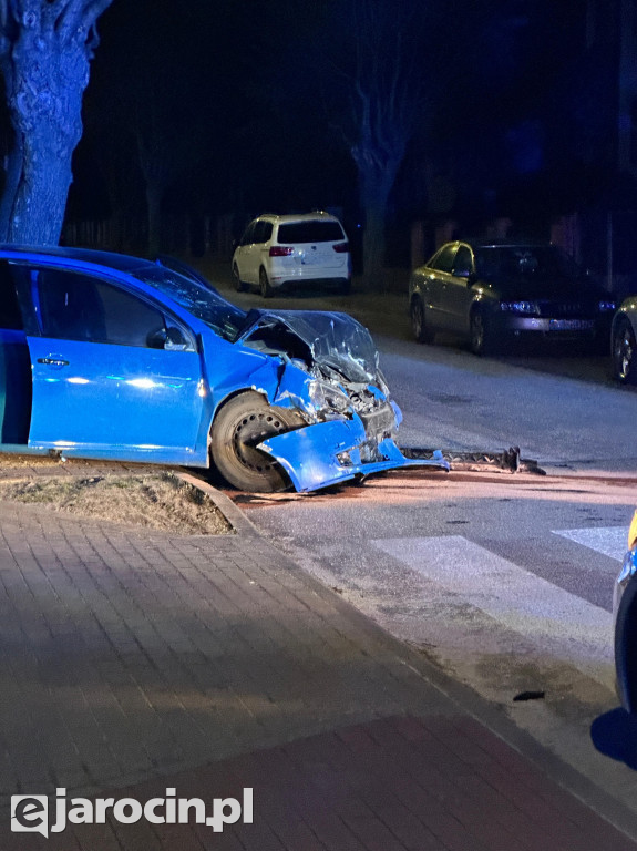 Wypadek na skrzyżowaniu Karwowskiego z Jarmarczną  w Jarocinie