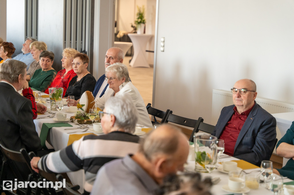 Śniadanie Wielkanoce dla seniorów i osób samotnych
