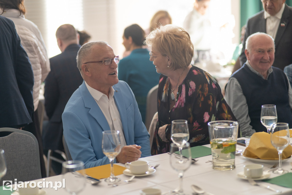 Śniadanie Wielkanoce dla seniorów i osób samotnych