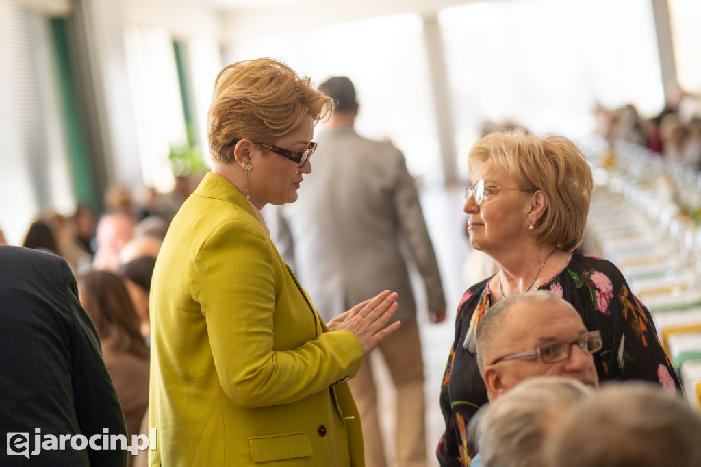 Śniadanie Wielkanoce dla seniorów i osób samotnych