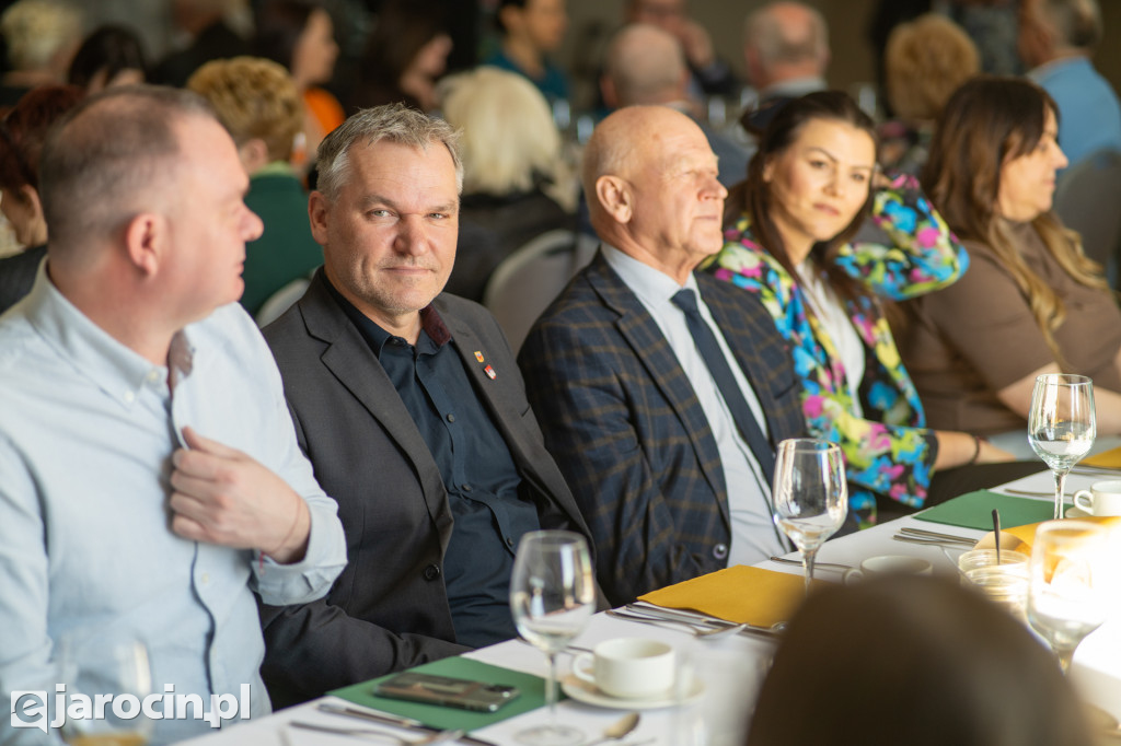 Śniadanie Wielkanoce dla seniorów i osób samotnych