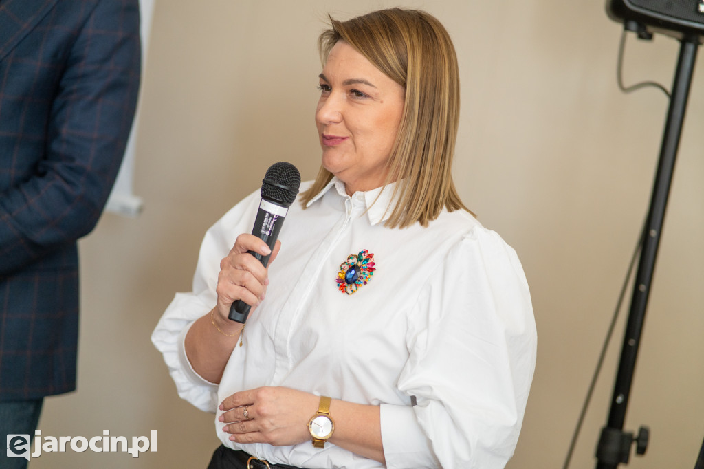 Śniadanie Wielkanoce dla seniorów i osób samotnych