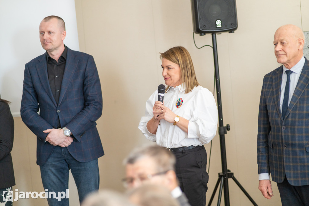 Śniadanie Wielkanoce dla seniorów i osób samotnych