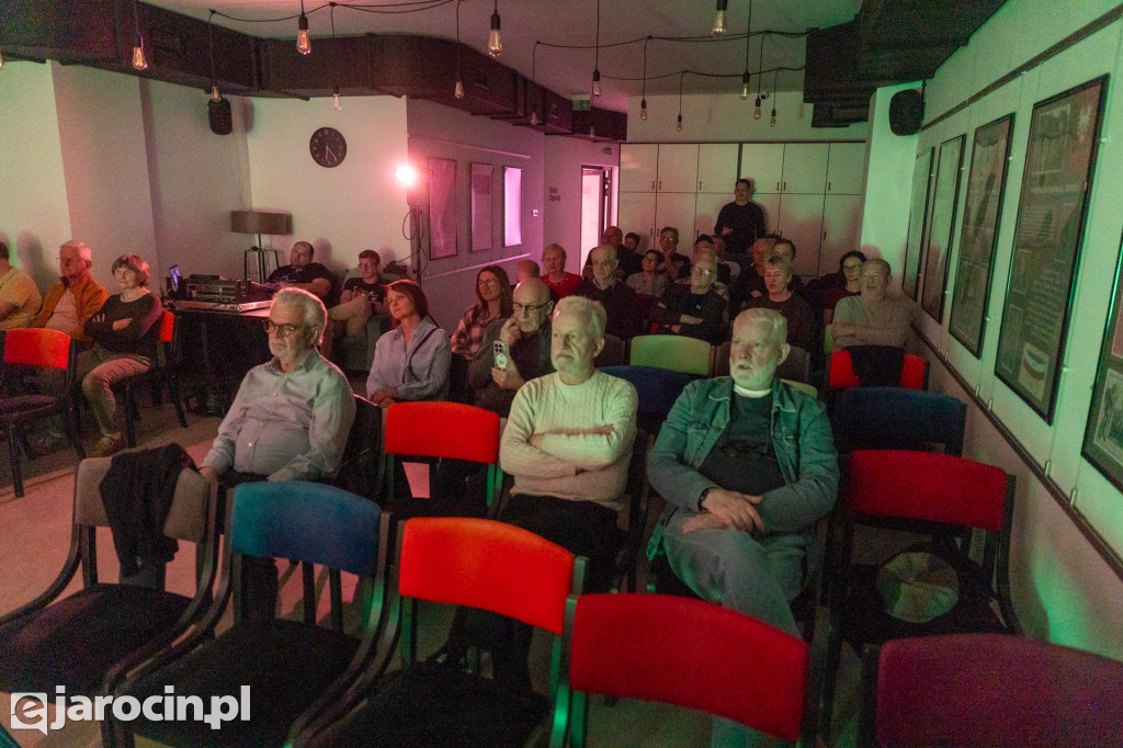 Muzyczna Kamienica: Wolf Mail Band