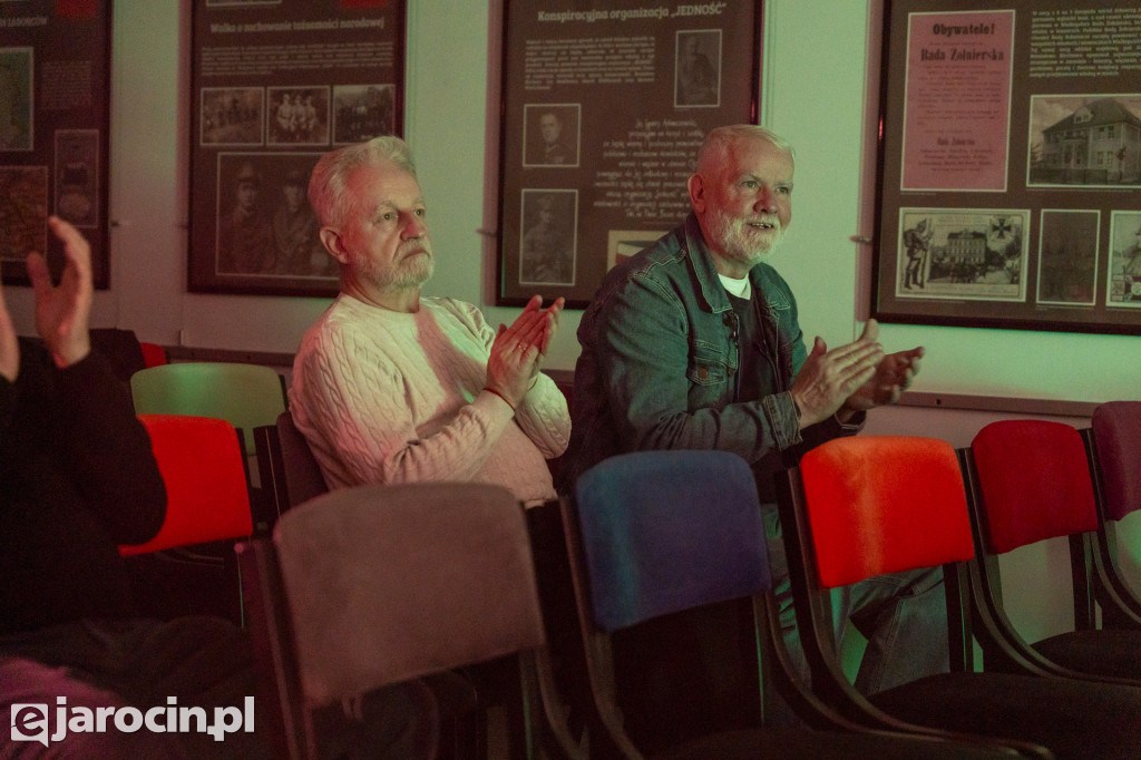 Muzyczna Kamienica: Wolf Mail Band