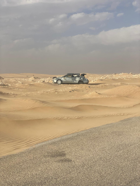 Afryka na dwóch kółkach. Jacek Ratajczak jedzie aż do Dakaru