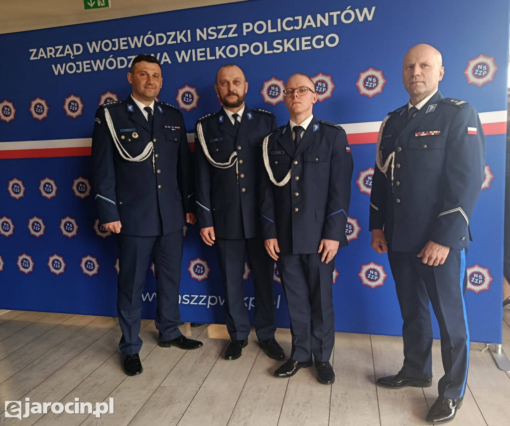 Policyjny bohater z Jarocina doceniony „Kryształową Gwiazdą” za ratowanie życia