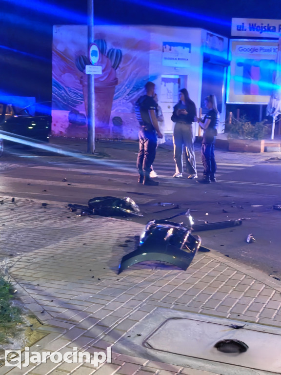 Kolizja na skrzyżowaniu Malinowskiego i Wojska Polskiego w Jarocinie