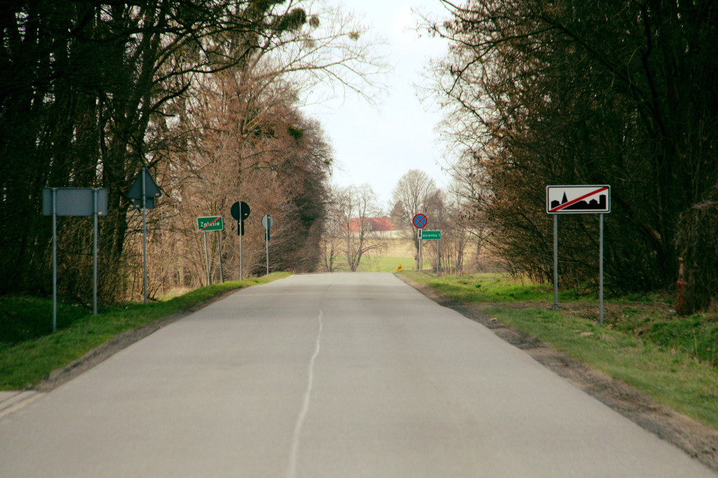 Nowe trasy rowerowe i chodniki w powiecie jarocińskim