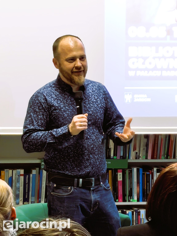 Wojciech Chmielarz spotkał się z czytelnikami w Jarocinie