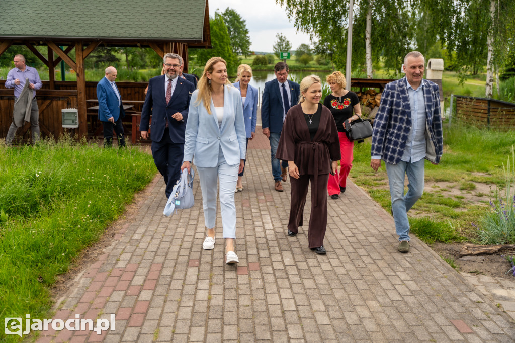 Wiceminister Rolnictwa i Rozwoju Wsi z wizytą w Roszkowie