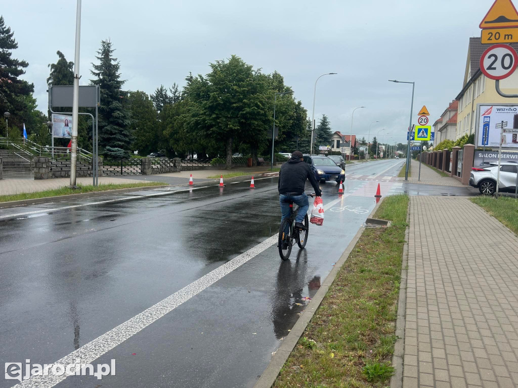 Ul. Wojska Polskiego nieprzejezdna. Strażacy działają na miejscu