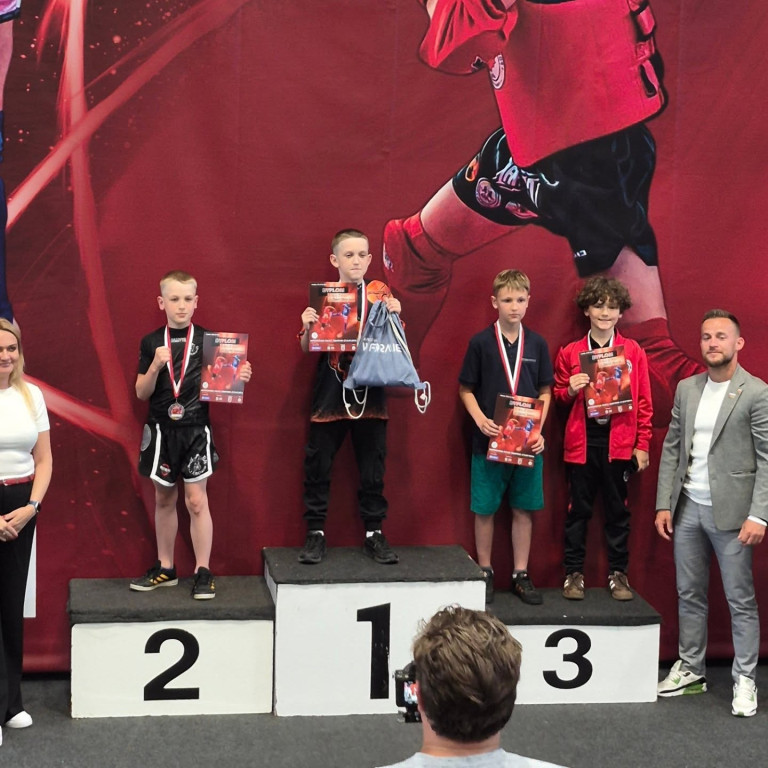 Młodzi zawodnicy Muay Thai Jarocin z medalami mistrzostw Polski