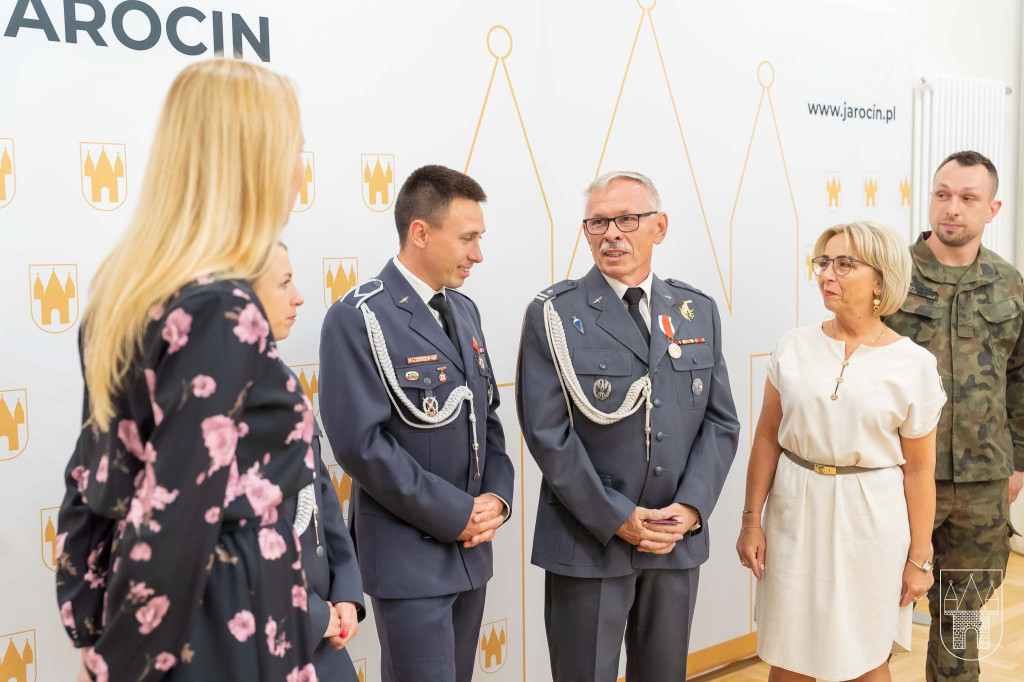 Z Jarocinem związany był przez 19 lat. Teraz otrzymał jedno z najważniejszych odznaczeń MON
