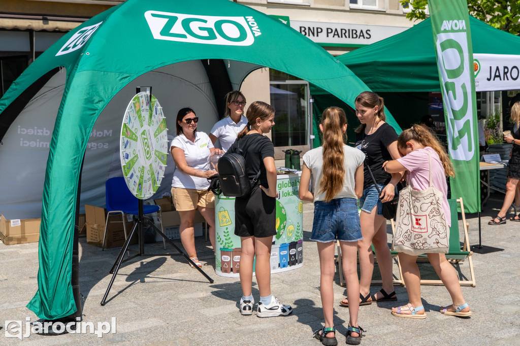 EKO-logiczna Gmina Jarocin i Mateusz Ziółko przyciągnęli mieszkańców na rynek