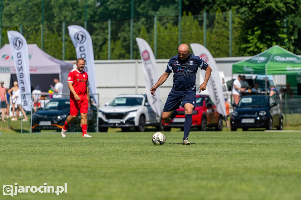 Piłkarskie święto w Jarocinie. Setki młodych zawodników i legendy futbolu na jednym stadionie