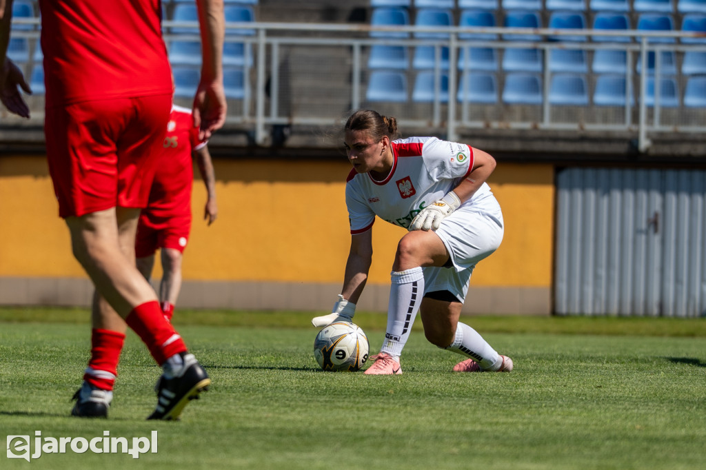Piłkarskie święto w Jarocinie. Setki młodych zawodników i legendy futbolu na jednym stadionie