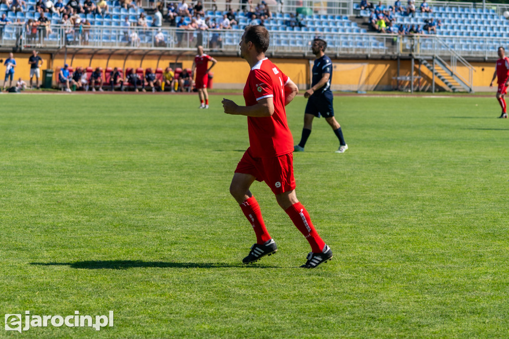 Piłkarskie święto w Jarocinie. Setki młodych zawodników i legendy futbolu na jednym stadionie