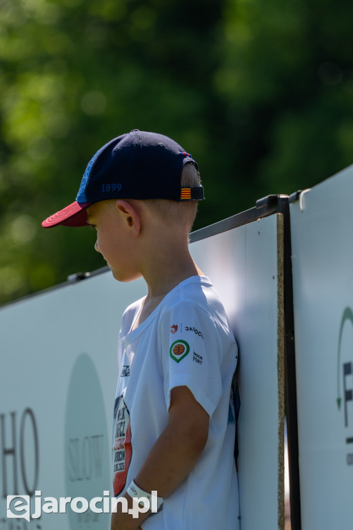Piłkarskie święto w Jarocinie. Setki młodych zawodników i legendy futbolu na jednym stadionie