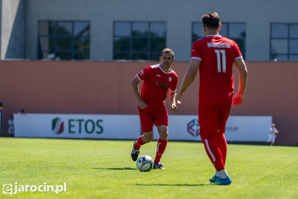 Piłkarskie święto w Jarocinie. Setki młodych zawodników i legendy futbolu na jednym stadionie