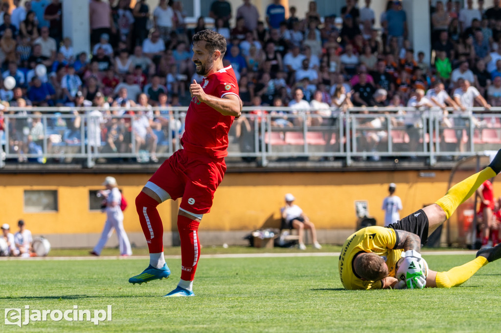 Piłkarskie święto w Jarocinie. Setki młodych zawodników i legendy futbolu na jednym stadionie