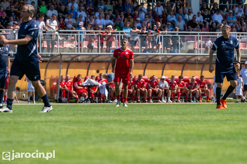 Piłkarskie święto w Jarocinie. Setki młodych zawodników i legendy futbolu na jednym stadionie