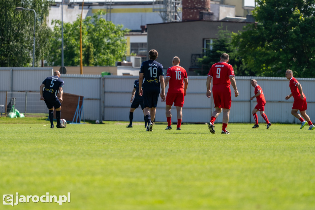 Piłkarskie święto w Jarocinie. Setki młodych zawodników i legendy futbolu na jednym stadionie