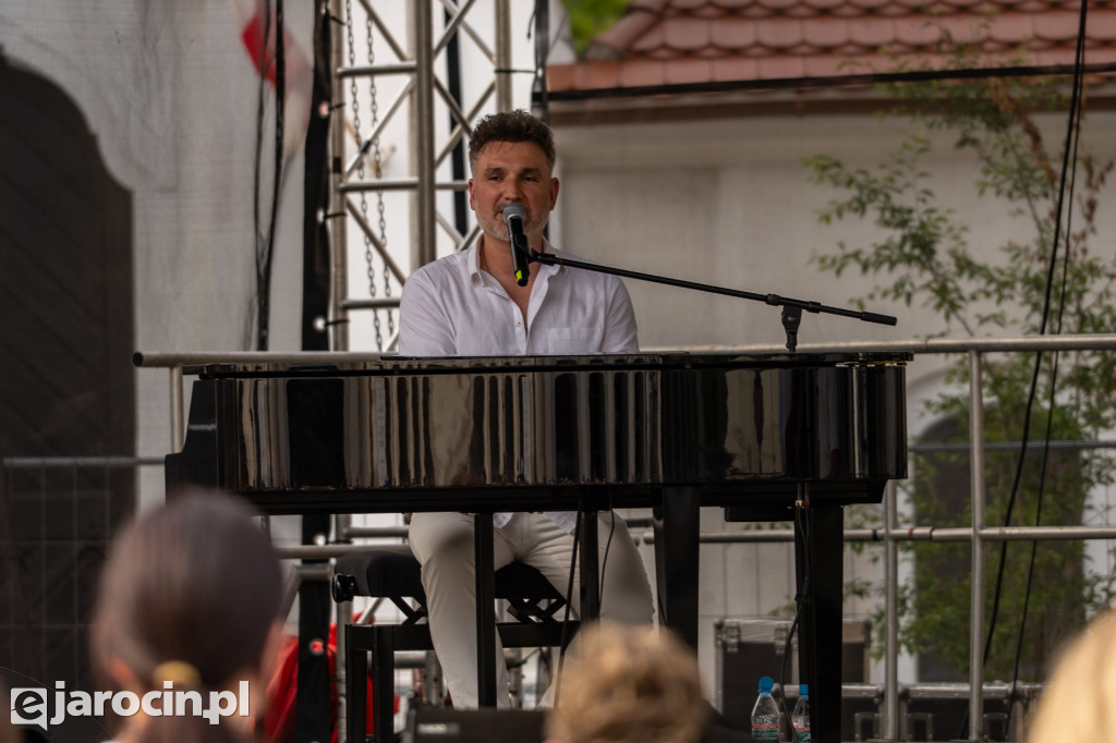 EKO-logiczna Gmina Jarocin i Mateusz Ziółko przyciągnęli mieszkańców na rynek