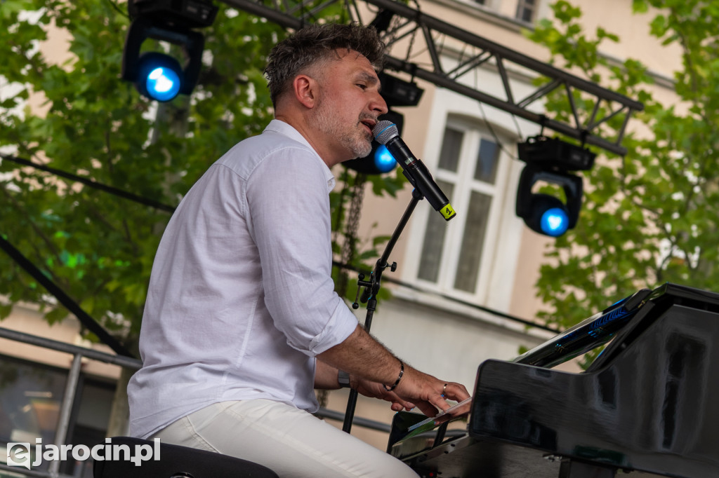 EKO-logiczna Gmina Jarocin i Mateusz Ziółko przyciągnęli mieszkańców na rynek