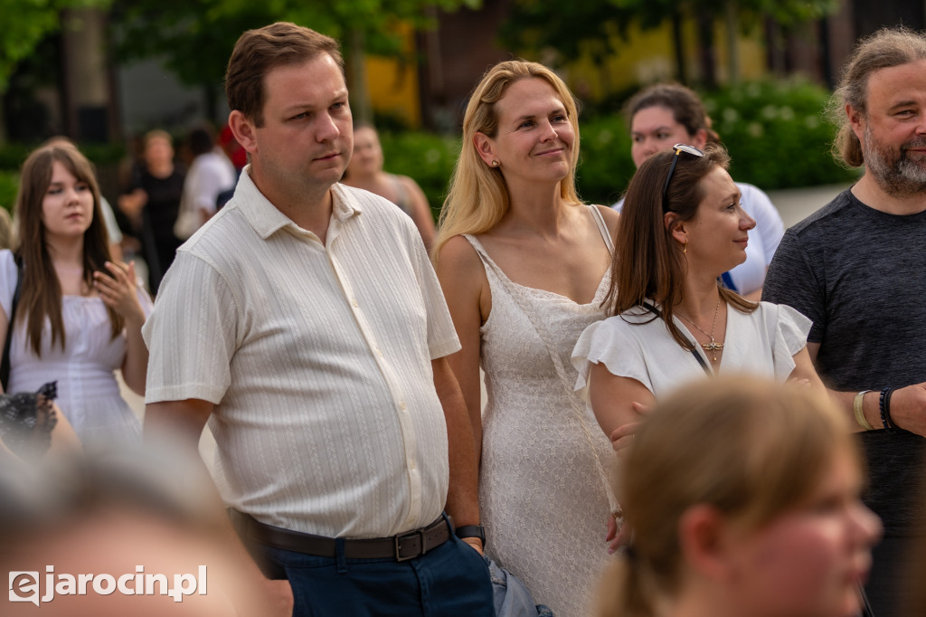 EKO-logiczna Gmina Jarocin i Mateusz Ziółko przyciągnęli mieszkańców na rynek