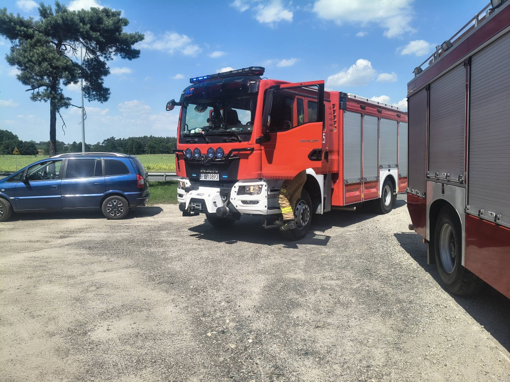 Pożar samochodu w Wyszkach