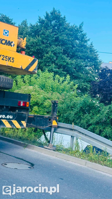 Bus wpadł do Lipinki