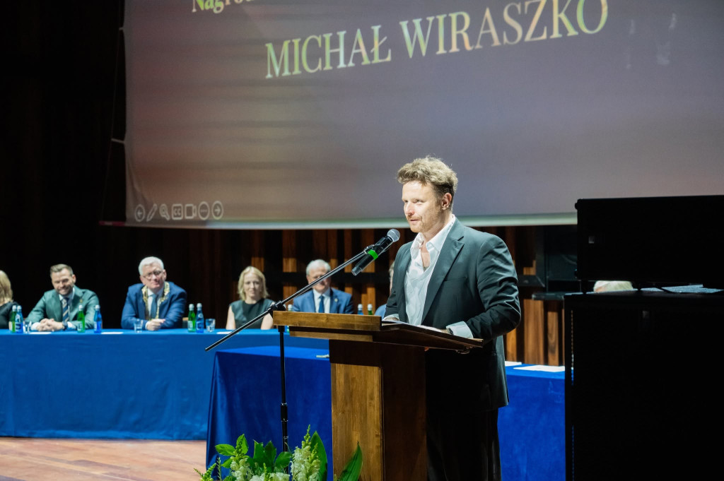 Michał Wiraszko z prestiżową Nagrodą Artystyczną Miasta Poznania