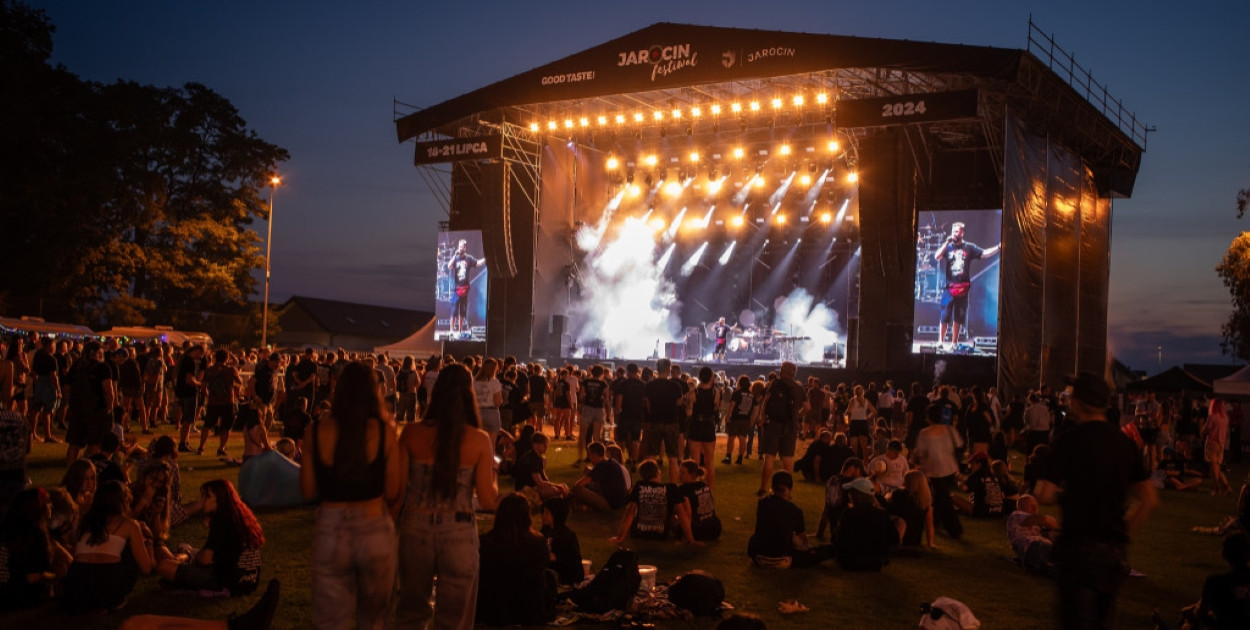 Idziemy pod prąd na Maratońską! Ogłoszenie pierwszych artystów JF 2025