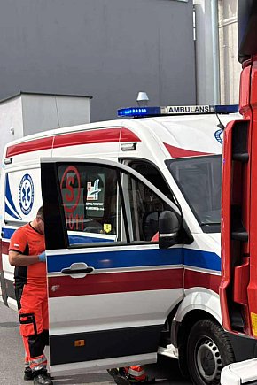 Tragiczne odkrycie w mieszkaniu przy ul. Barwickiego w Jarocinie-2317