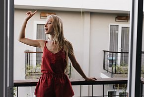 Na balkonie nie wszystko wolno. Te błędy mogą sporo kosztować-13371