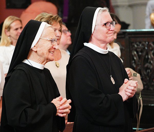 133 lata służby Elżbietanek. Jarocin dziękuje i chce zachować nie tylko w pamięci-14057