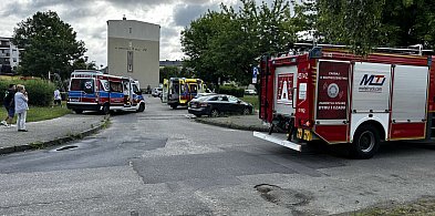 Czad w mieszkaniu. Ewakuacja lokatorów i hospitalizacja trzech osób (ZDJĘCIA)-14124