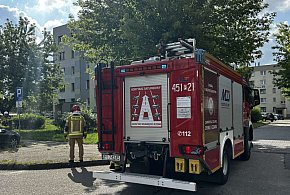 Strażacy znów na os. Konstytucji 3 Maja. Tym razem przez kuchenkę gazową-14141