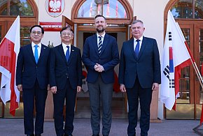 Nowa umowa na czołgi K2 coraz bliżej. "Wzmocnić polski przemysł zbrojeniowy"-14220