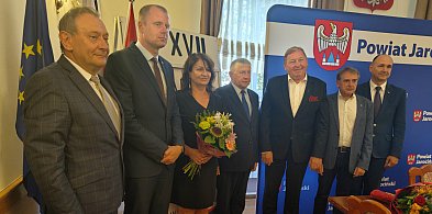 Zarząd Powiatu oceniony pozytywnie. Radni udzielili mu absolutorium za 2024 rok-14232