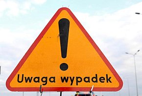 Groźne zderzenie między Zakrzewem a Goliną. Jedna osoba trafiła do szpitala-14364