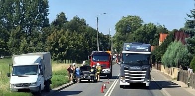 Zderzenie na DK11 w Witaszycach. Niedaleko marketu (AKTUALIZACJA)-14755