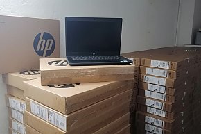 Powiat Jarociński inwestuje w edukację cyfrową uczniów-2721