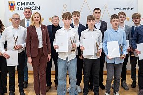 Nagrody Burmistrza Jarocina za wybitne wyniki sportowe oraz wkład w rozwój sportu w Gminie Jarocin za rok 2024-2740