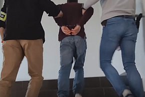 27-latek pobił mężczyznę przed sklepem. Grozi mu do 7,5 roku więzienia (WIDEO)