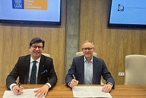 UAM i LO w Jarocinie łączą siły. Nowe możliwości dla licealistów (ZDJĘCIA)